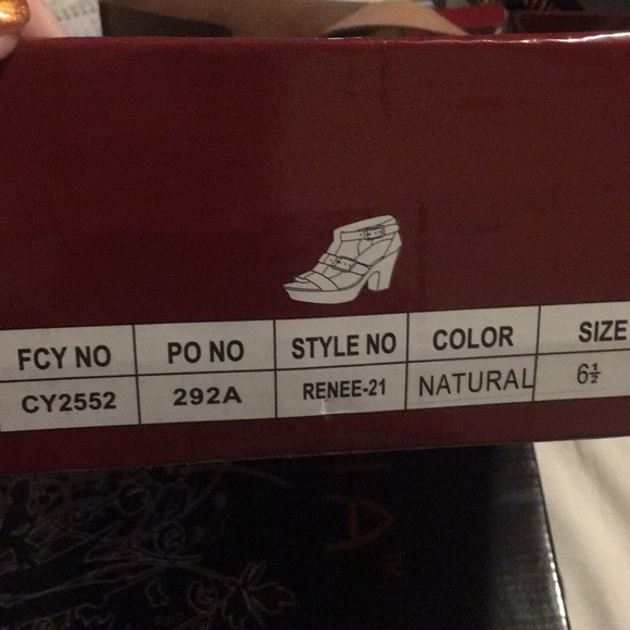 Heels - Picture 3 of 3